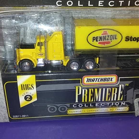 Vintage 1997 matchbox Pennzoil collector figurine - Picture 2 of 8
